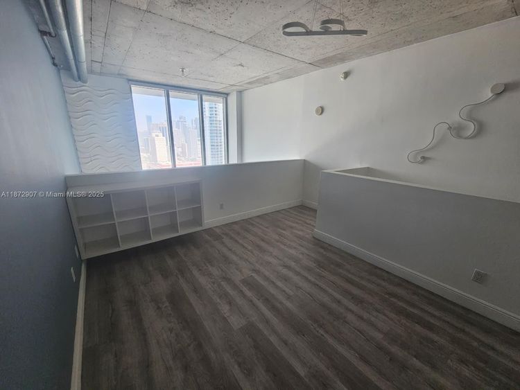 Neo Vertika #2515 image #49