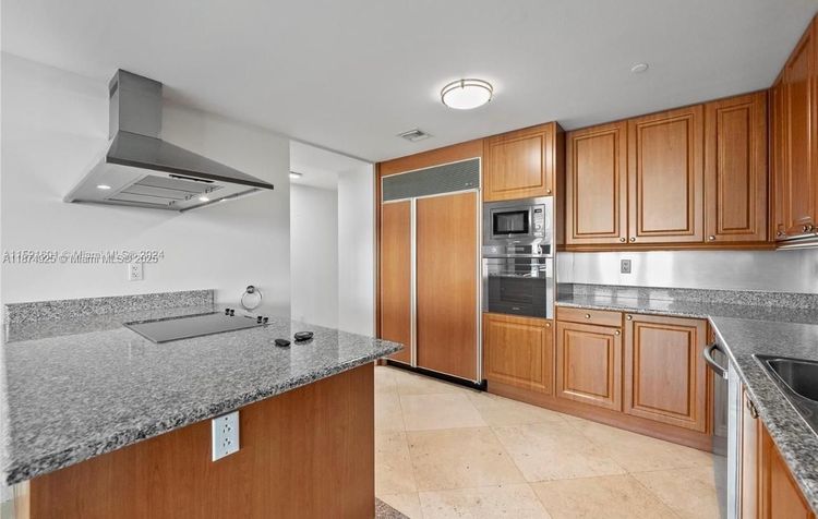 Santa Maria #1002 image #12