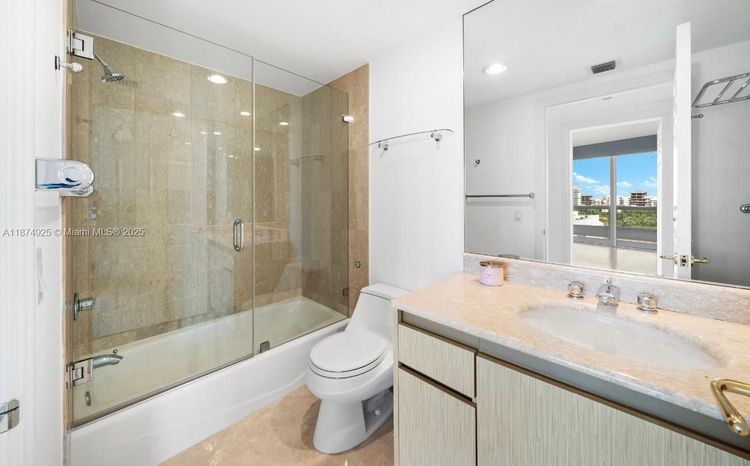 Santa Maria #1002 image #19