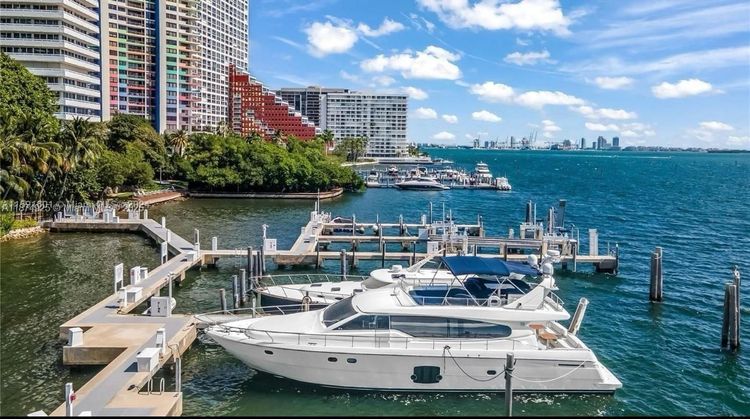 Santa Maria #1002 image #23