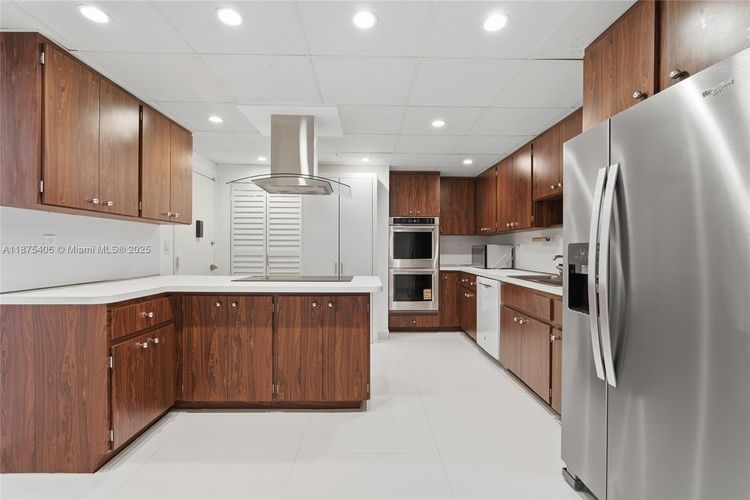 Bal Harbour 101 #303 image #19