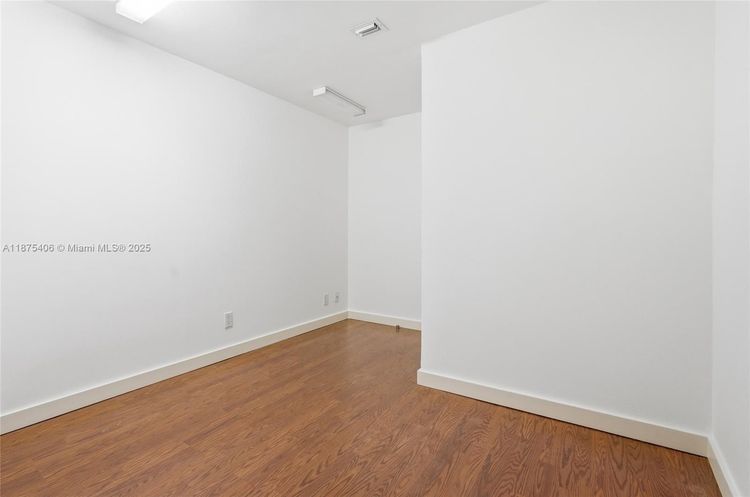 Bal Harbour 101 #303 image #24