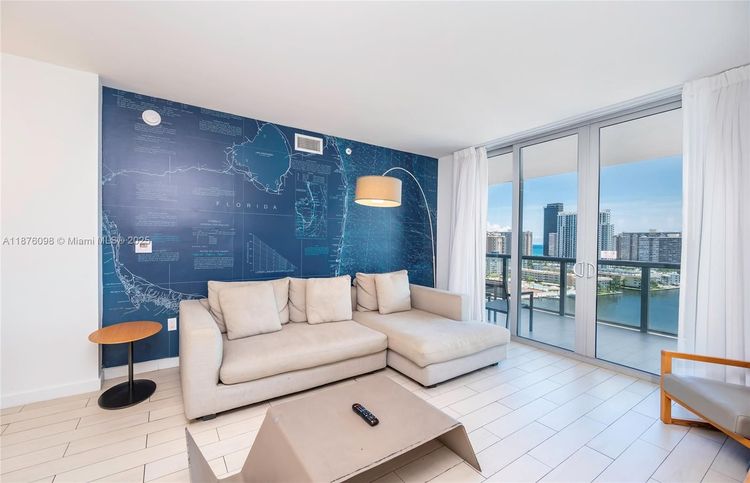 Beachwalk #R1607 image #10