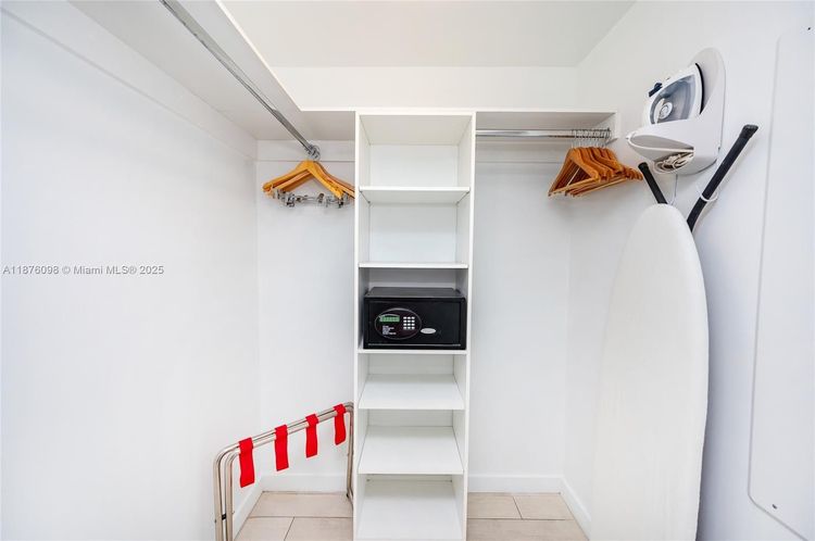 Beachwalk #R1607 image #18