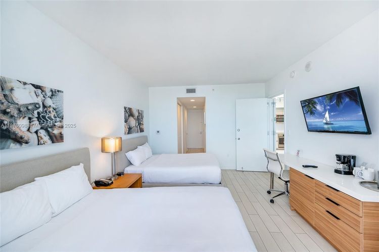 Beachwalk #R1607 image #23