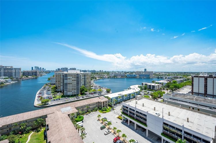 Beachwalk #R1607 image #8