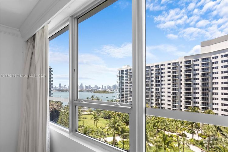 Flamingo South Beach #866S image #12