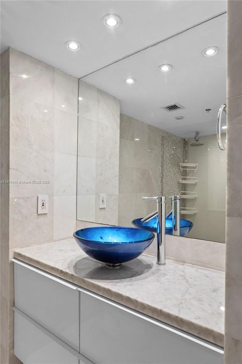 Flamingo South Beach #866S image #14