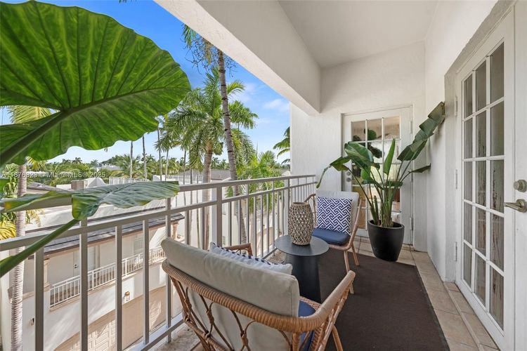 Townhomes at Sunset Harbour #406 image #45