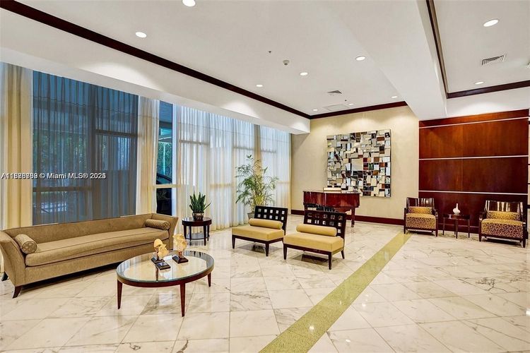 La Perla #3808 image #18