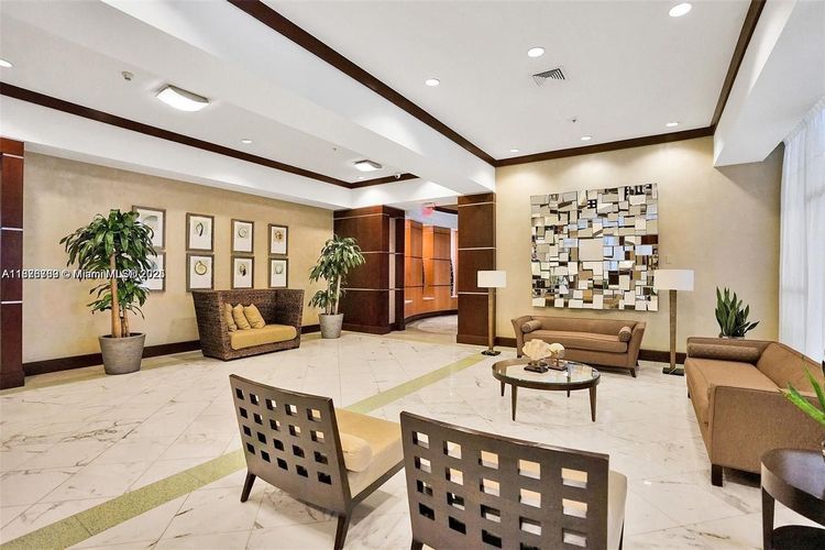 La Perla #3808 image #19