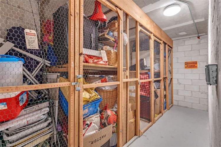 Bay Country club #903 image #23