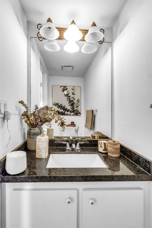 The Venetia #PH-D image #9