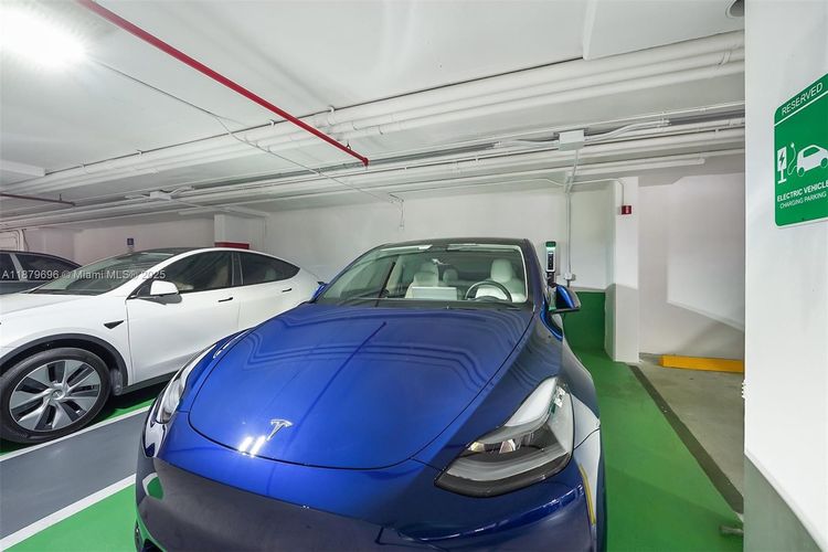 Yacht Club at Portofino #1703 image #36