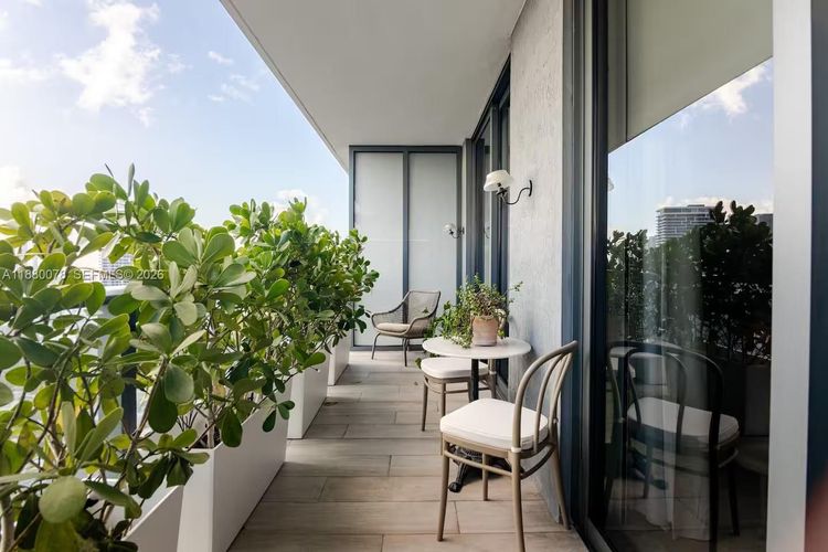 Hyde Midtown #2408 image #33