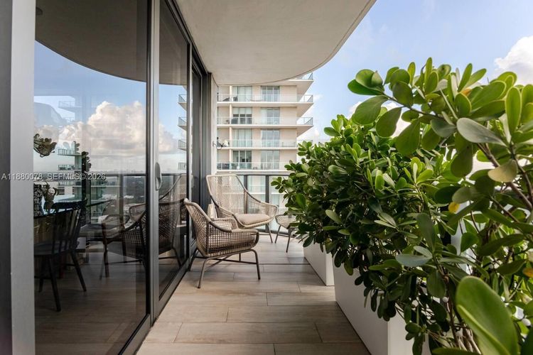 Hyde Midtown #2408 image #34