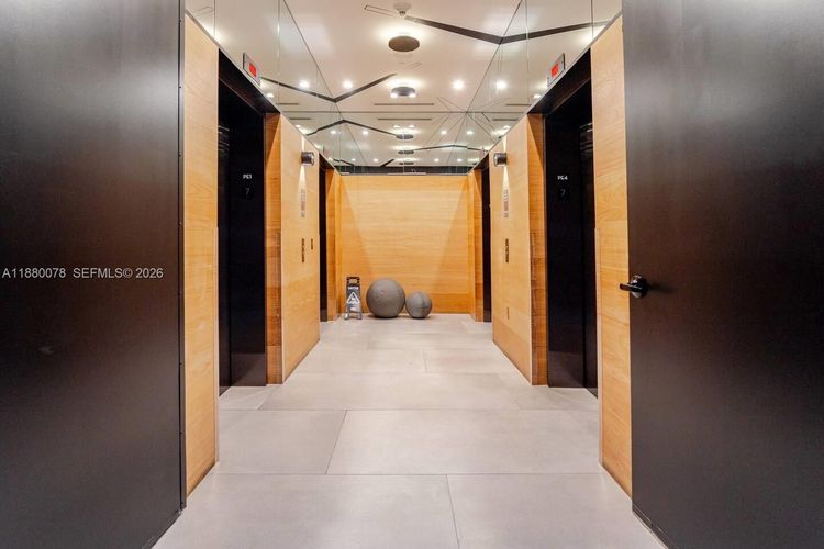 Hyde Midtown #2408 image #35