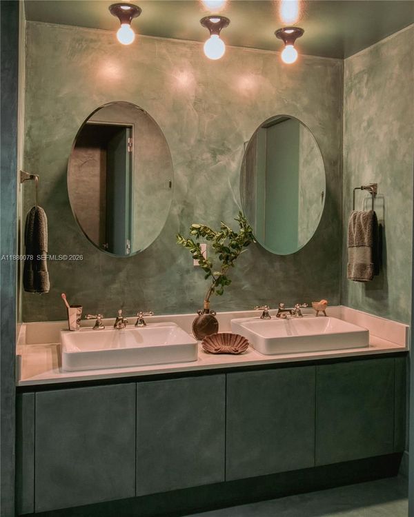 Hyde Midtown #2408 image #9