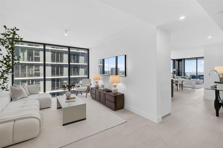 Aria Reserve South Tower #3801 image #17
