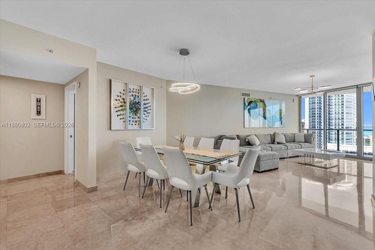 Ocean Palms Hollywood #2307 image #11
