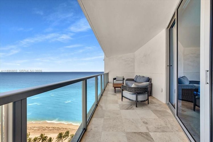 Ocean Palms Hollywood #2307 image #21