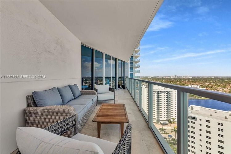 Ocean Palms Hollywood #2307 image #27