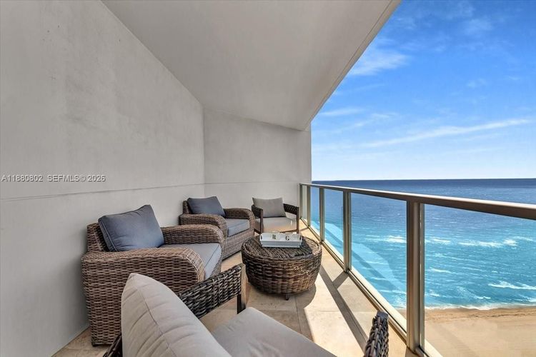 Ocean Palms Hollywood #2307 image #36