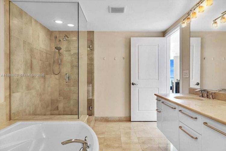 Ocean Palms Hollywood #2307 image #45