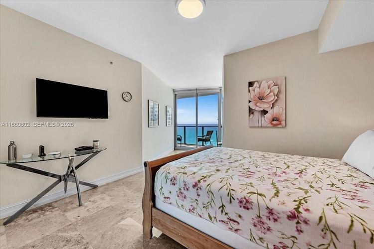 Ocean Palms Hollywood #2307 image #55