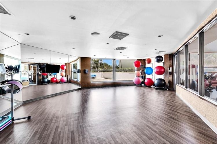 Ocean Palms Hollywood #2307 image #71