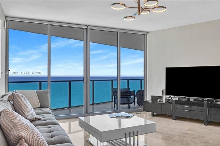 Ocean Palms Hollywood #2307 image #7