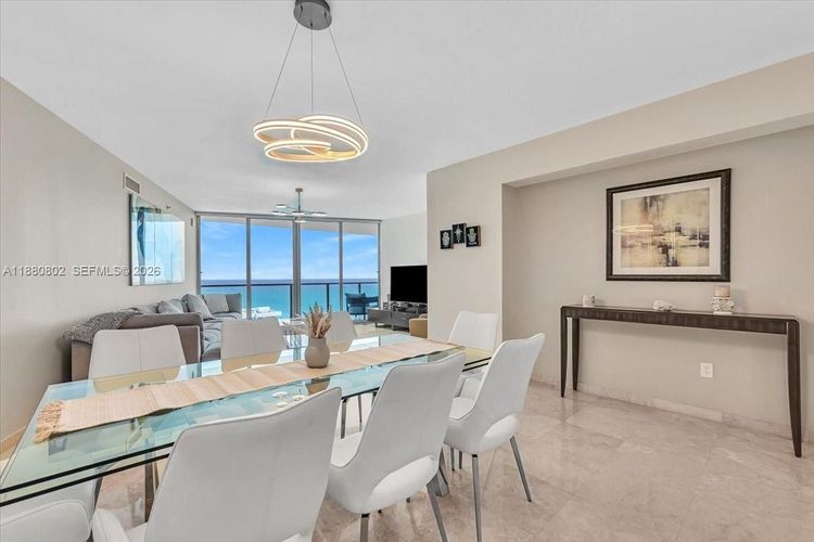 Ocean Palms Hollywood #2307 image #8