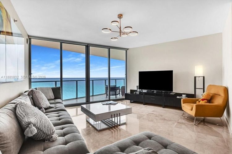 Ocean Palms Hollywood #2307 image #9