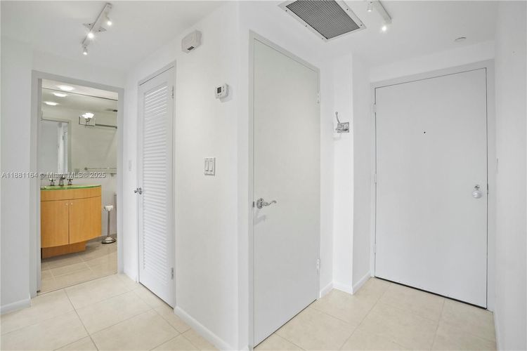 Coral Ridge Towers South #711 image #10