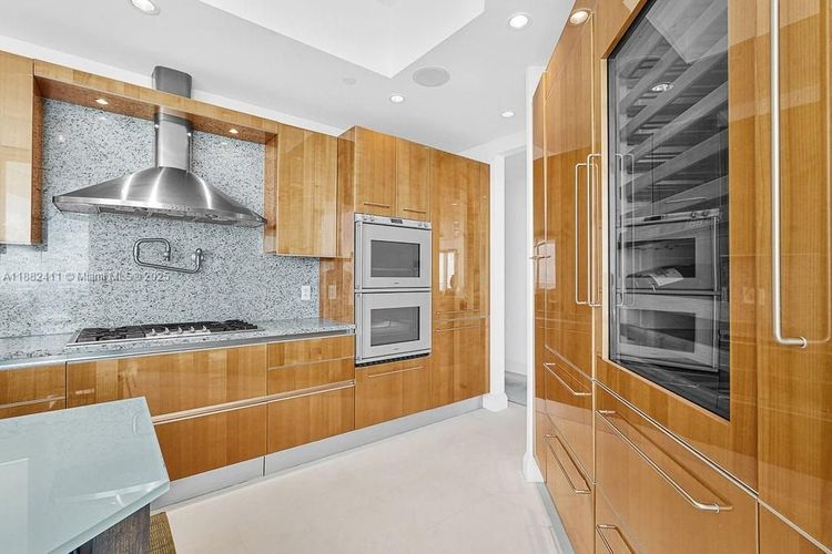 Turnberry Ocean Colony #2904 image #32