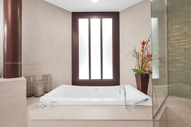 Turnberry Ocean Colony #2904 image #42