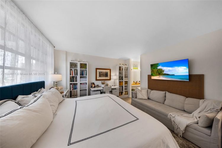 South Bay Club #338 image #22