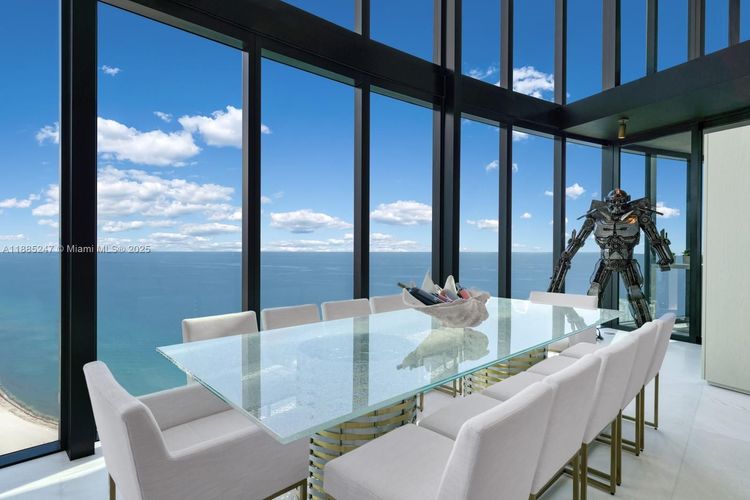 Porsche Design Tower #4405 image #15