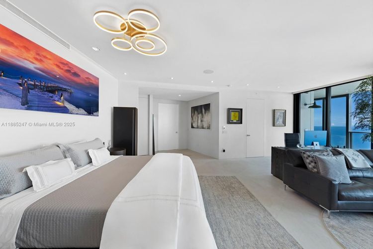 Porsche Design Tower #4405 image #42