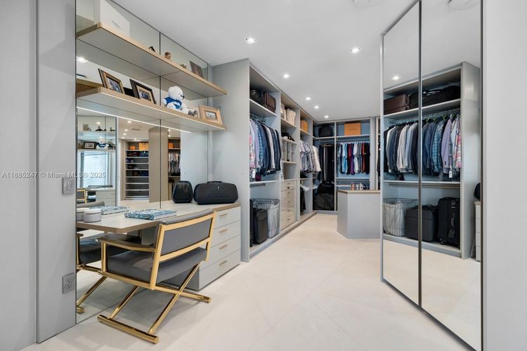 Porsche Design Tower #4405 image #49