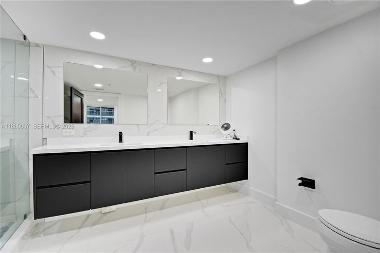 1800 Club #512 image #16