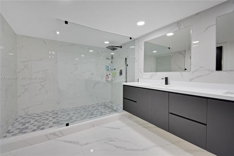 1800 Club #512 image #19