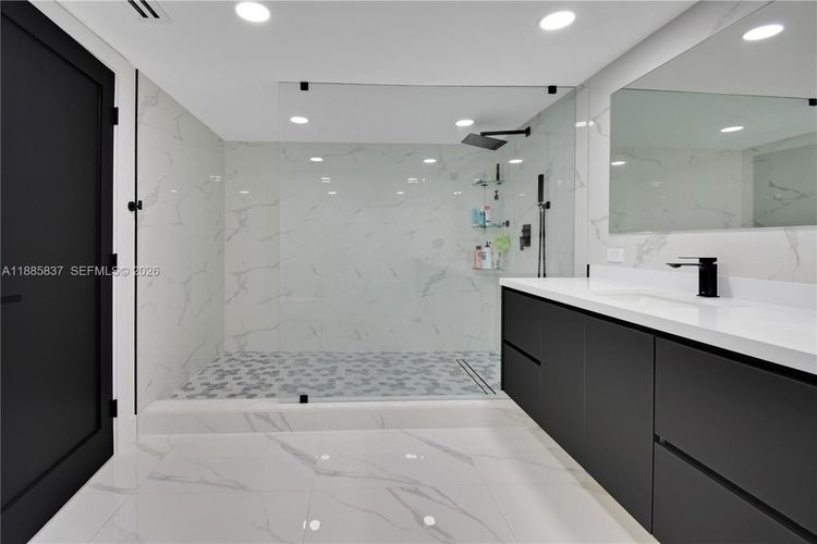 1800 Club #512 image #20