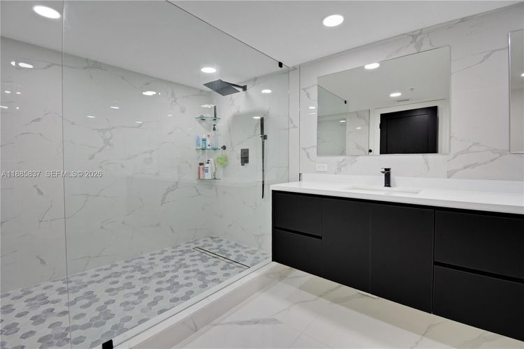 1800 Club #512 image #21