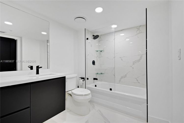 1800 Club #512 image #25