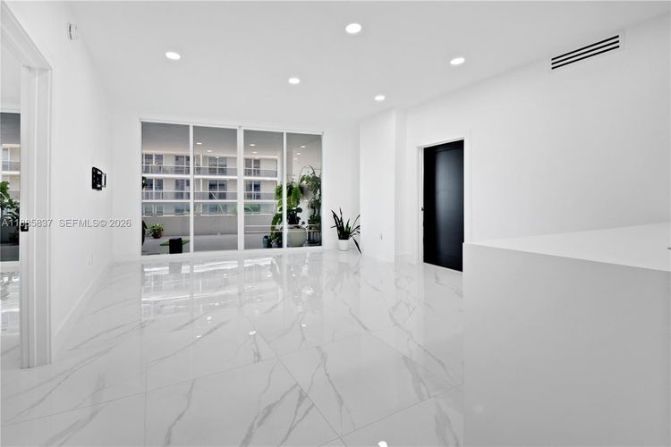 1800 Club #512 image #6