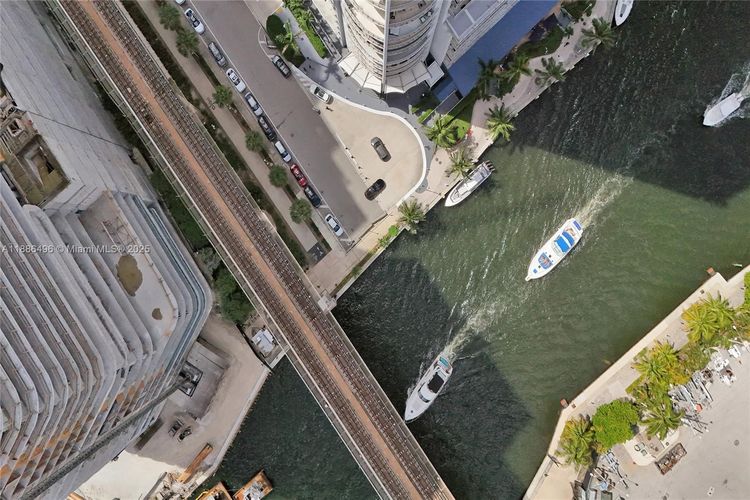 Neo Vertika #1213 image #14