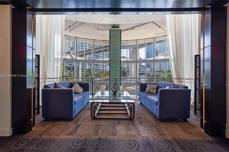 Neo Vertika #1213 image #16