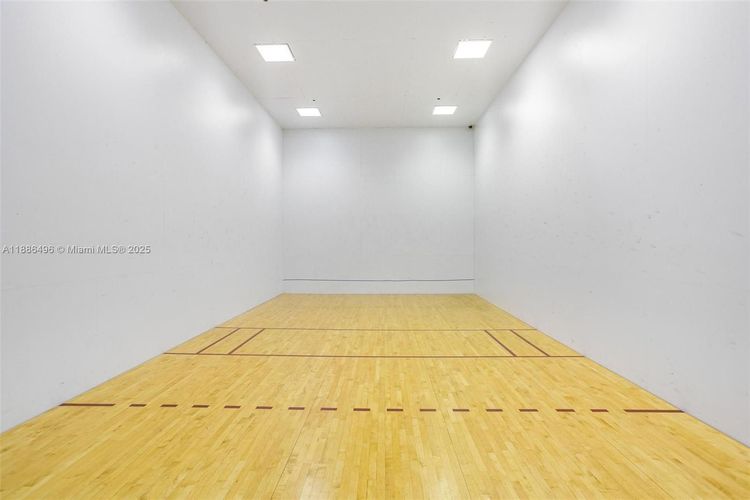 Neo Vertika #1213 image #21