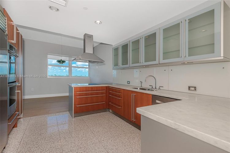 Spear at Aqua #605 image #18